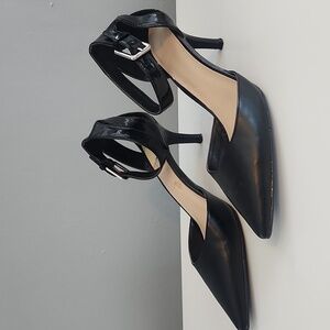 Nine West Strappy black heels size 8.5